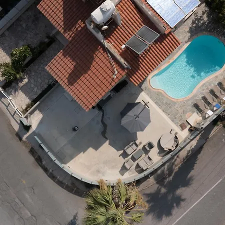 וילה Lighthouse Pool